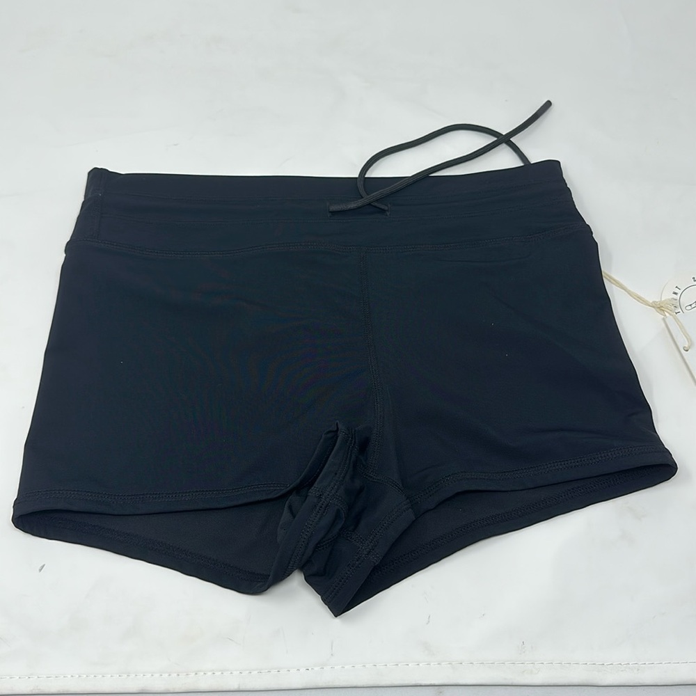 NWT vuori dune shorty swim short black size small